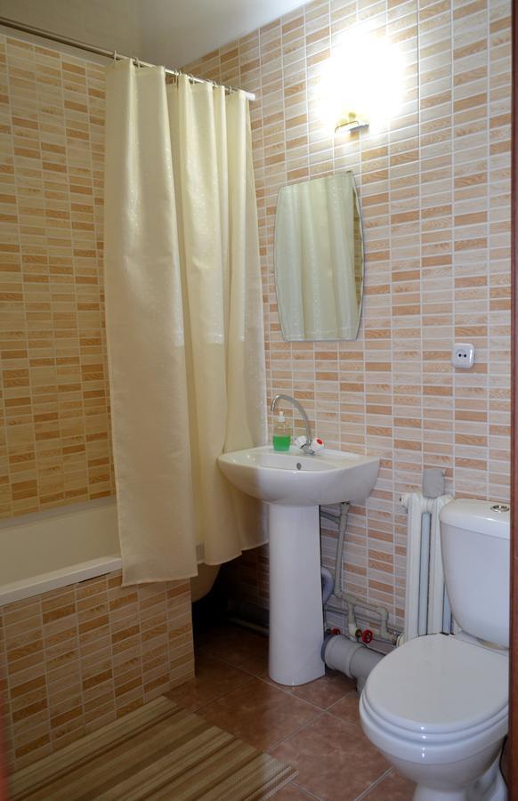 Hotel Europa Semey Habitación foto